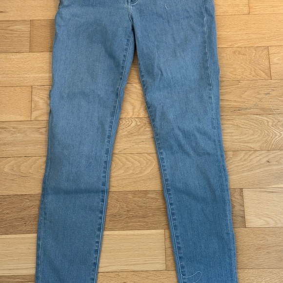J Brand High Waisted Jeans - Picture 3 of 4